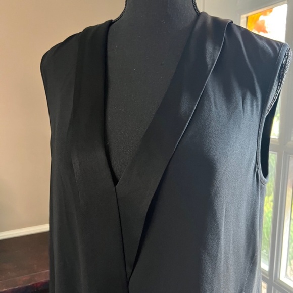 BCBGMAXAZRIA | Solid Black Tux Knee Length Sleeveless Dress Size S - 0101 - Picture 2 of 4